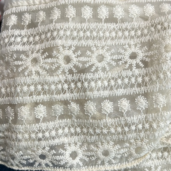 Isa & Stef Inc Cream Open Front Kimono with Lace Detail One Size - Picture 5 of 5